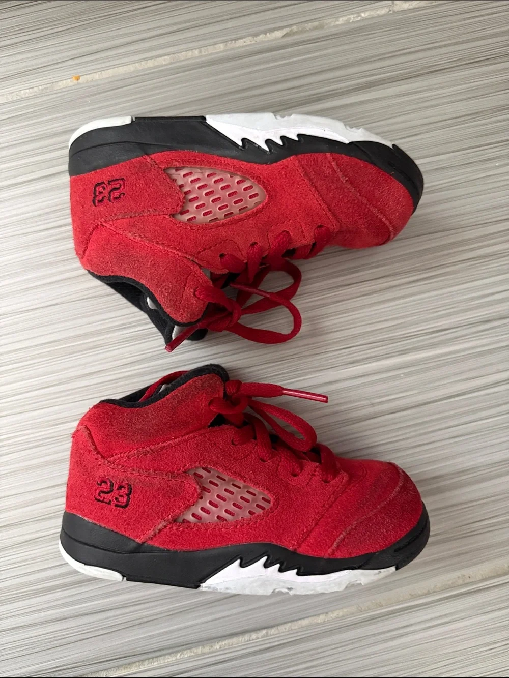 Nike Air Jordan 5 retro raging bull size 7C